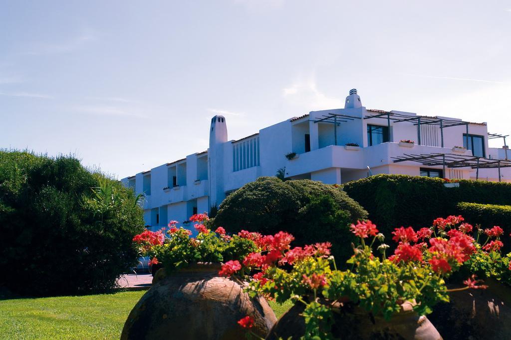 Hotel Della Baia Baia Domizia Buitenkant foto