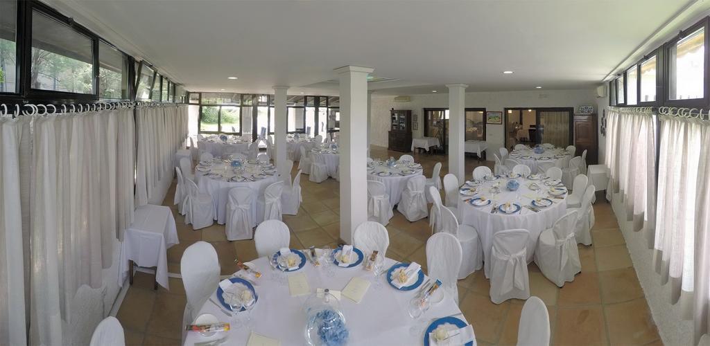 Hotel Della Baia Baia Domizia Buitenkant foto